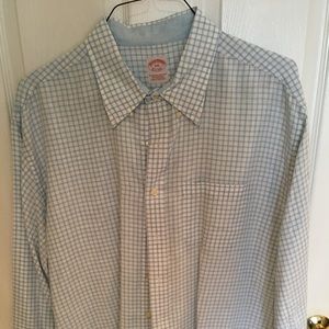 Brooks Brothers Men’s Linen shirt